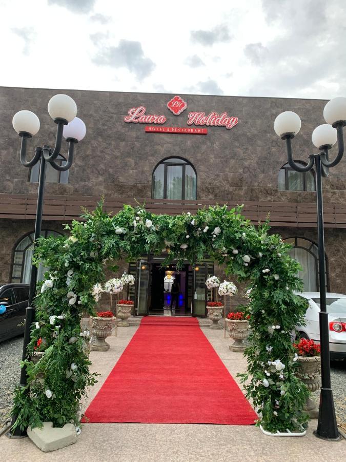 Laura Holiday Hotel Braila Luaran gambar