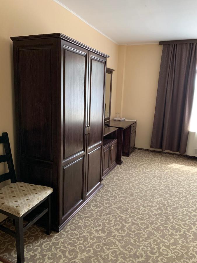 Laura Holiday Hotel Braila Luaran gambar